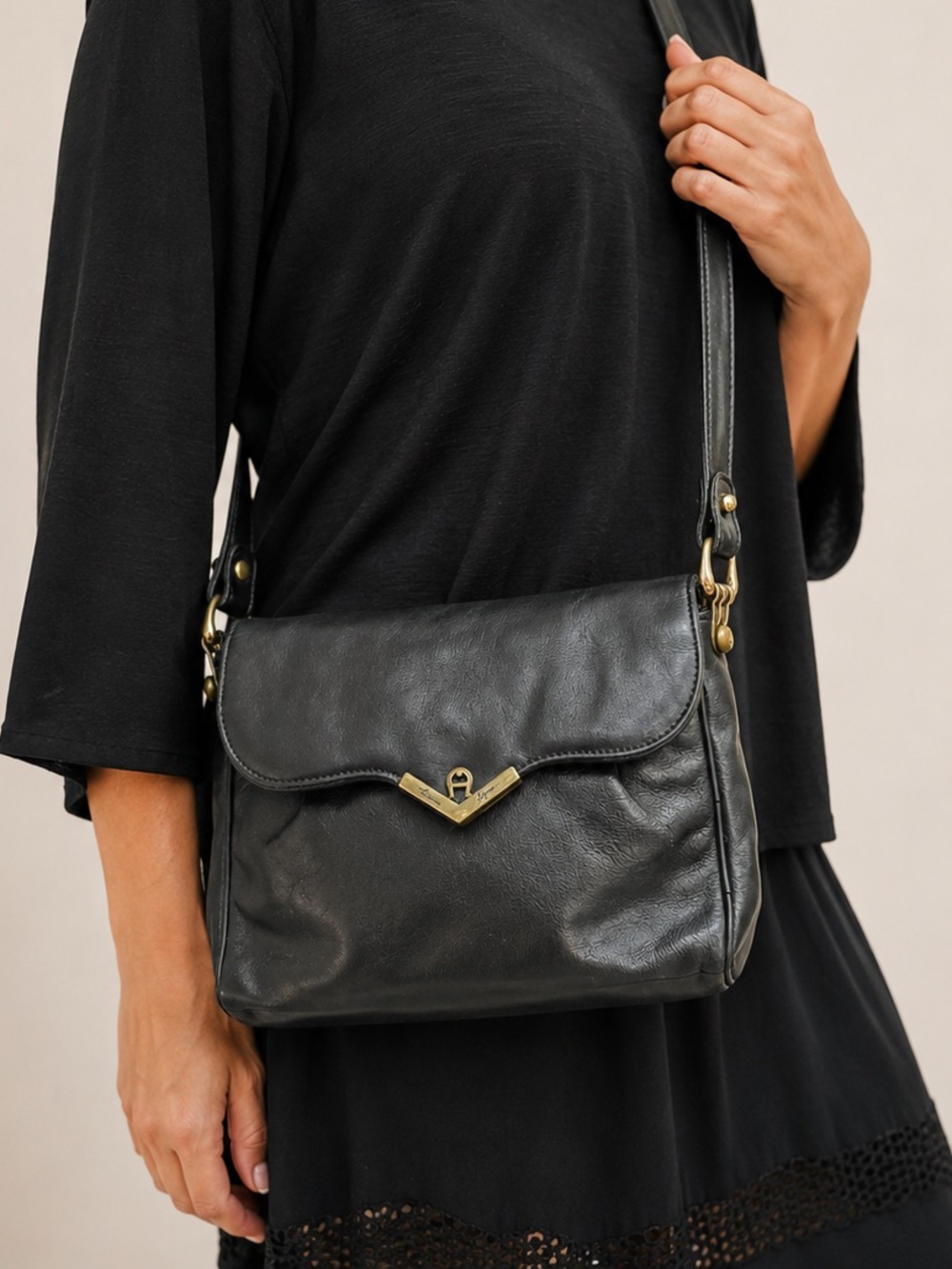 Etienne Aigner Vintage Classic Black Leather Shoulder Bag